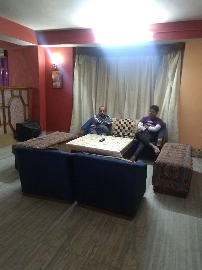 Hotel Mandar 甘托克 外观 照片