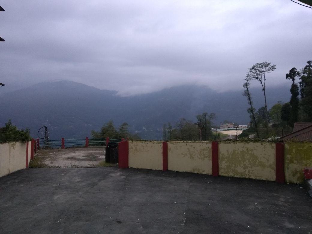 Hotel Mandar 甘托克 外观 照片