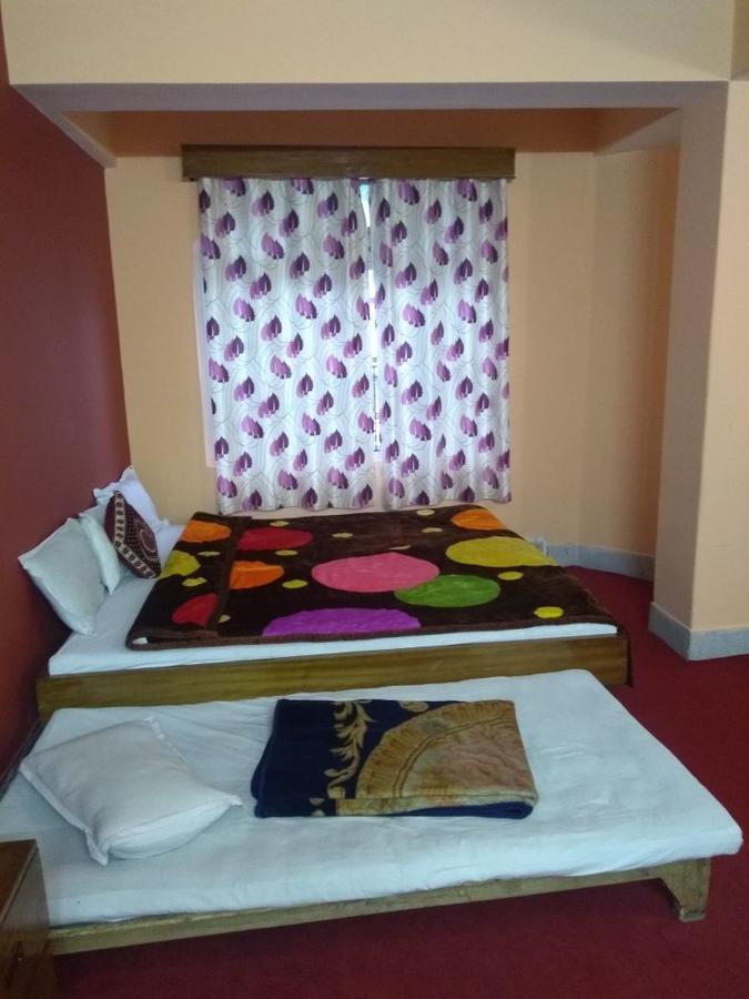 Hotel Mandar 甘托克 外观 照片